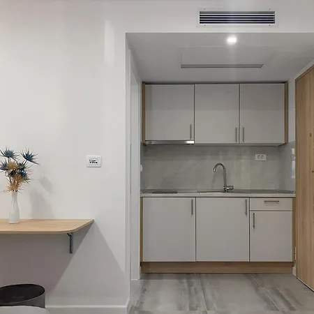 Loriana Apartamento Makarska